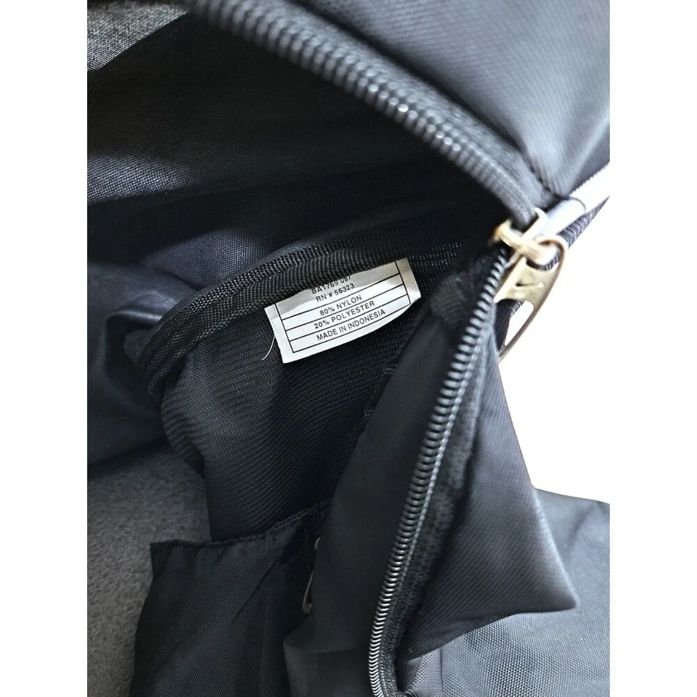 Nike Gym Duffle Bag Shoulder Strap Swoosh Black Carry On Travel Overnight
